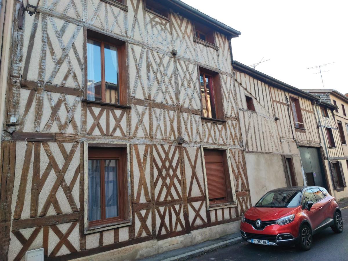 **Studio Art - 30M2 - Centre Ville** Chalons en Champagne Luaran gambar